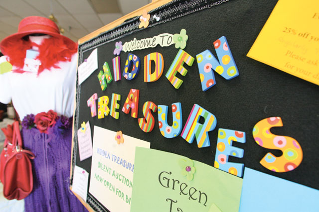 Good deeds ... in plain sight!: Local church members volunteer at Hidden Treasures